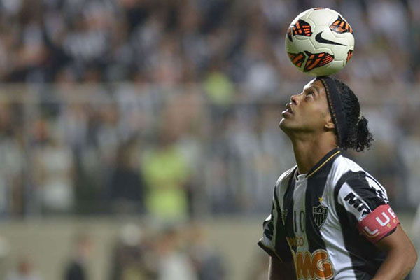 Ronaldinho Gaucho (Superstars of Soccer)