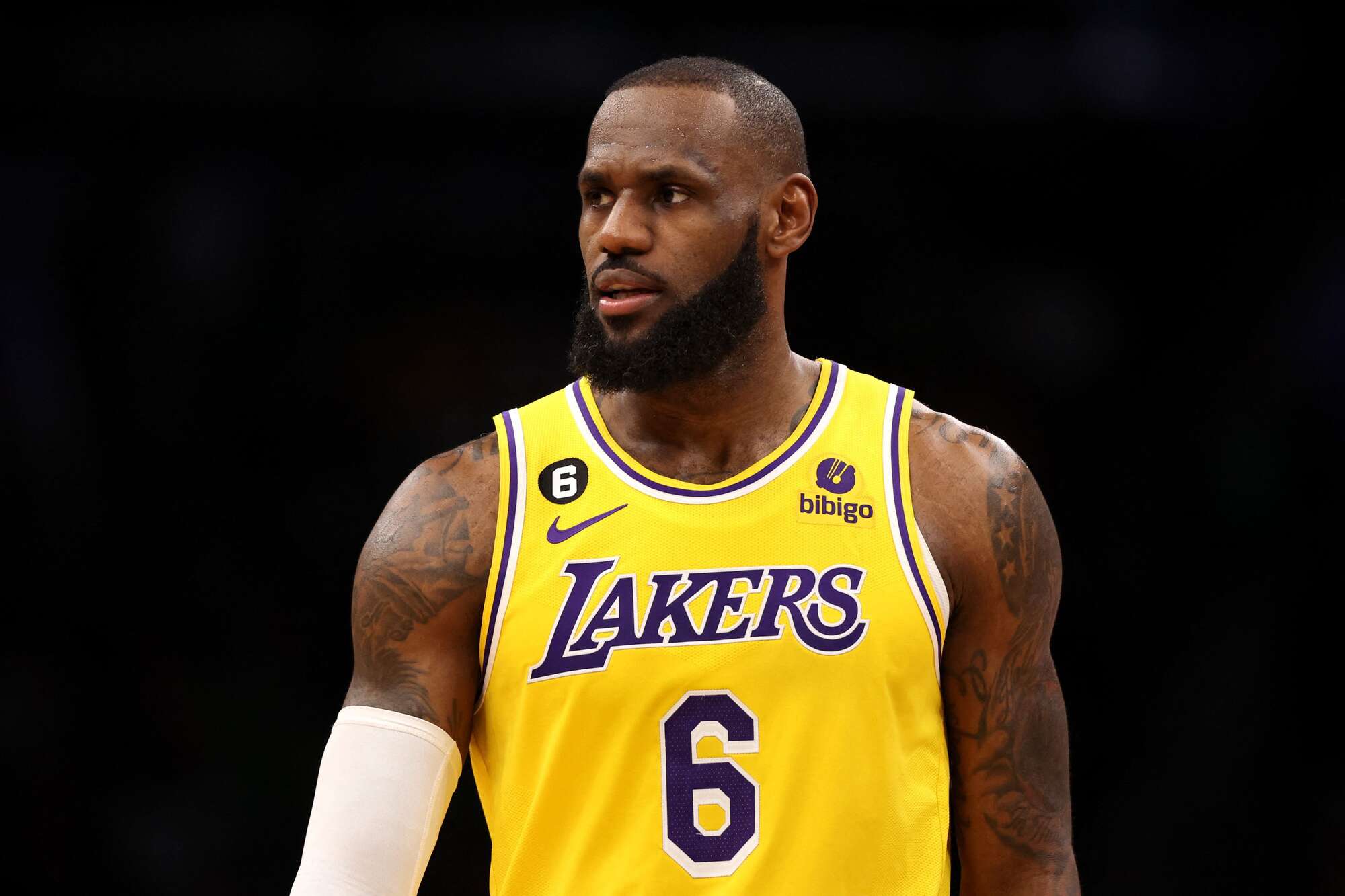 Lakers' LeBron James gets ESPYs nod for breaking NBA record - Los