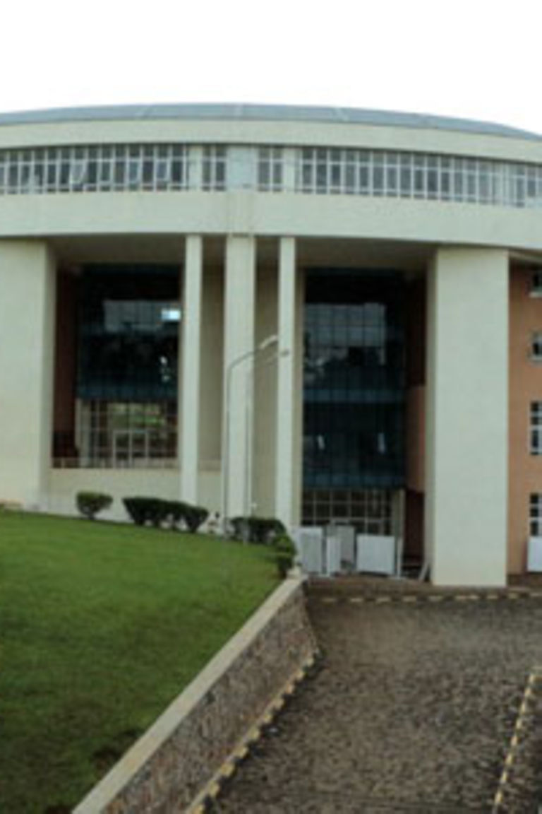Rwanda govt procurement in question as college block faces collapse ...