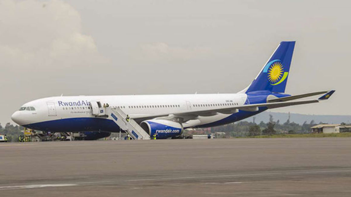 Rwandair plane