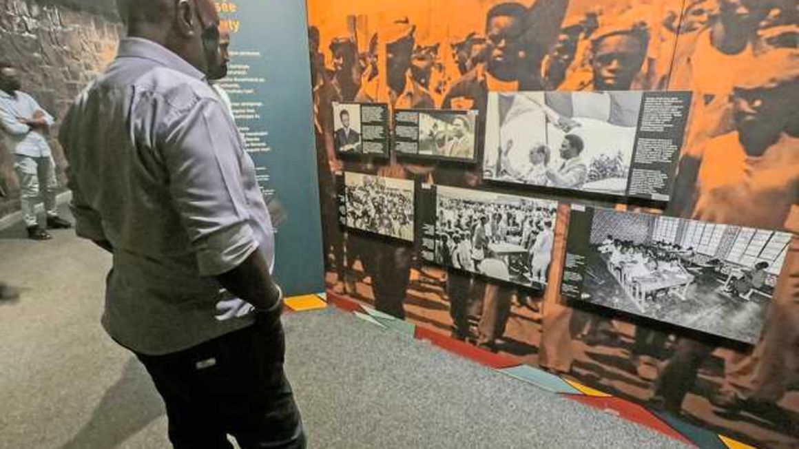 Kwibuka.