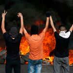 Palestinians demonstrate 