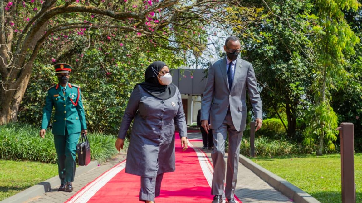 Tanzania's President Samia Suluhu Hassan with Rwanda's President Paul Kagame.