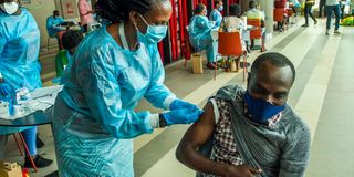 Covid vaccine Rwanda.