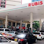 Motorists queue to fuel in Nairobi.