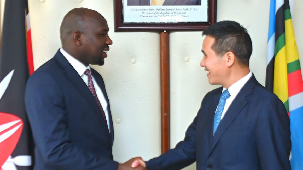 Kipchumba Murkomen and China ambassador to Kenya Zhou Pingjian