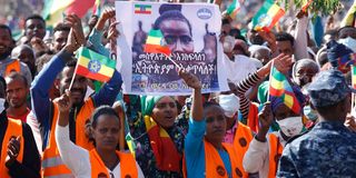 Ethiopians stage a demonstration against Oromiya rebels