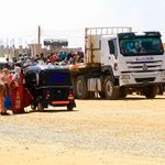 People flee the southern part of Khartoum 