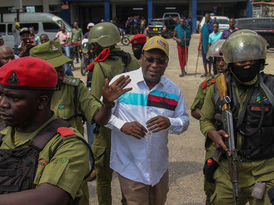 Tanzania arrests opposition leaders to thwart protest