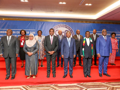 Sadc calls for crisis meeting over Mozambique post-poll chaos